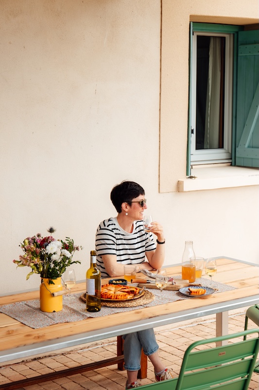 la Terrasse du grand gîte parfaire pour l'apero avec le muscat sec